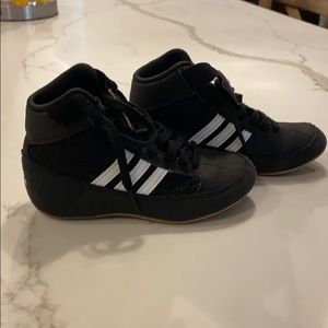Boys adidas wrestling shoes size 11